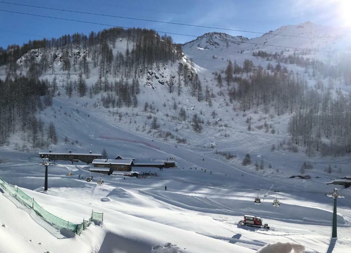 Апартаменти Giomein - Flat In Cervinia 50M From Slopes And City Centre Брей-Червінія Екстер'єр фото